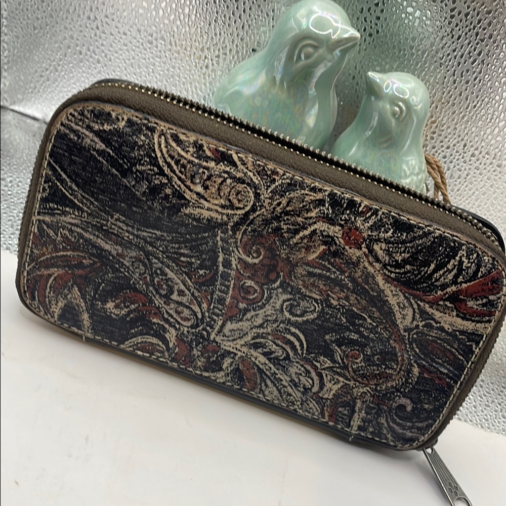 Patricia Nash Women's Paisley Patterned Wallet 000602